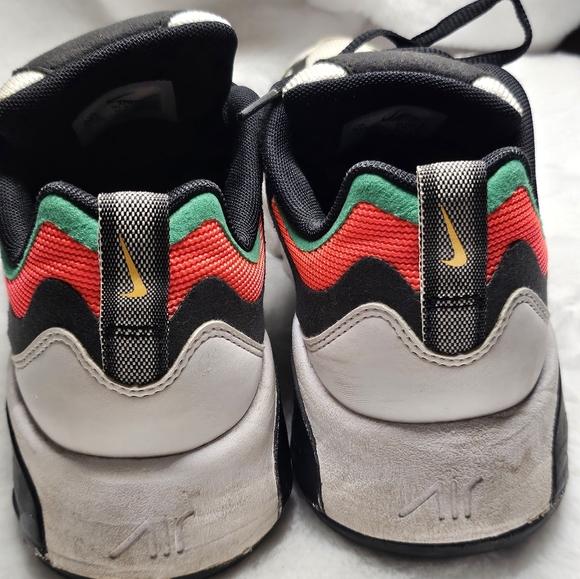 Nike Air Max 200 - Picture 2 of 4